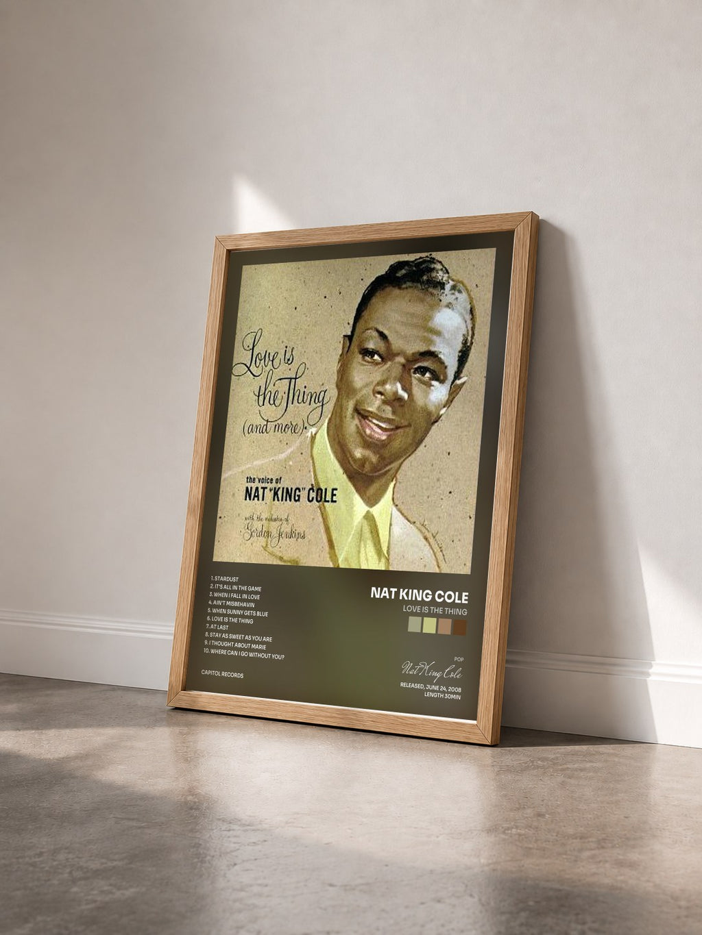 #bois Tableau de l'album Love Is The Thing de Nat King Cole vu de trois quarts, cadre en bois brut