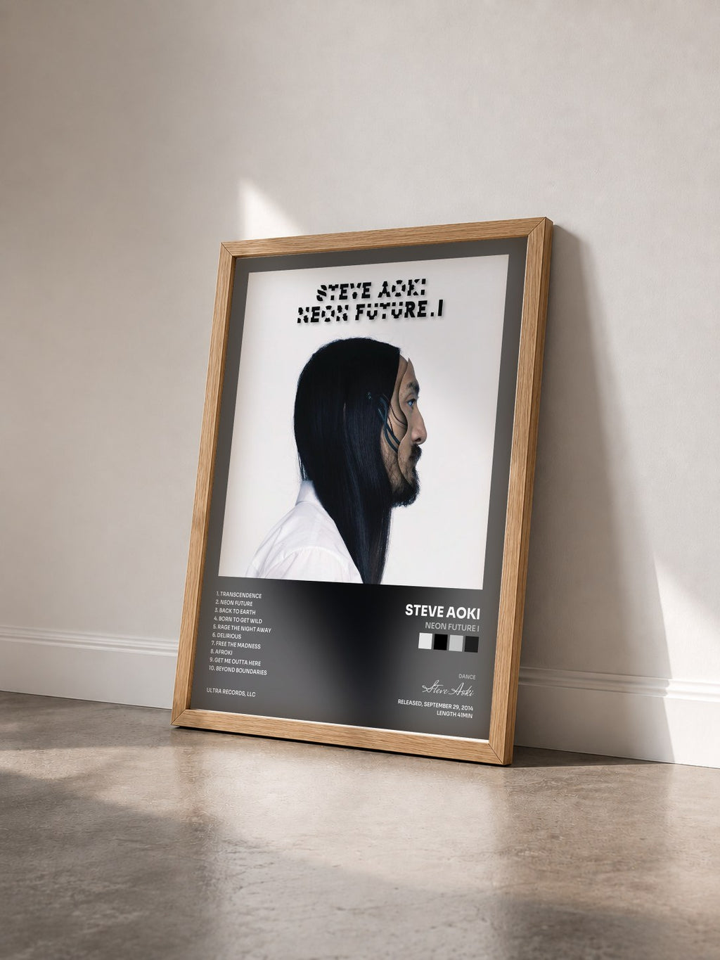 #bois Tableau de l'album Neon Future I de Steve Aoki vu de trois quarts, cadre en bois brut