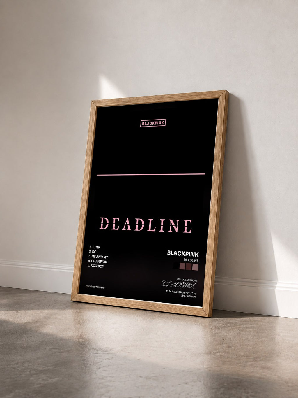 #bois Tableau de l'album DEADLINE de BLACKPINK vu de trois quarts, cadre en bois brut
