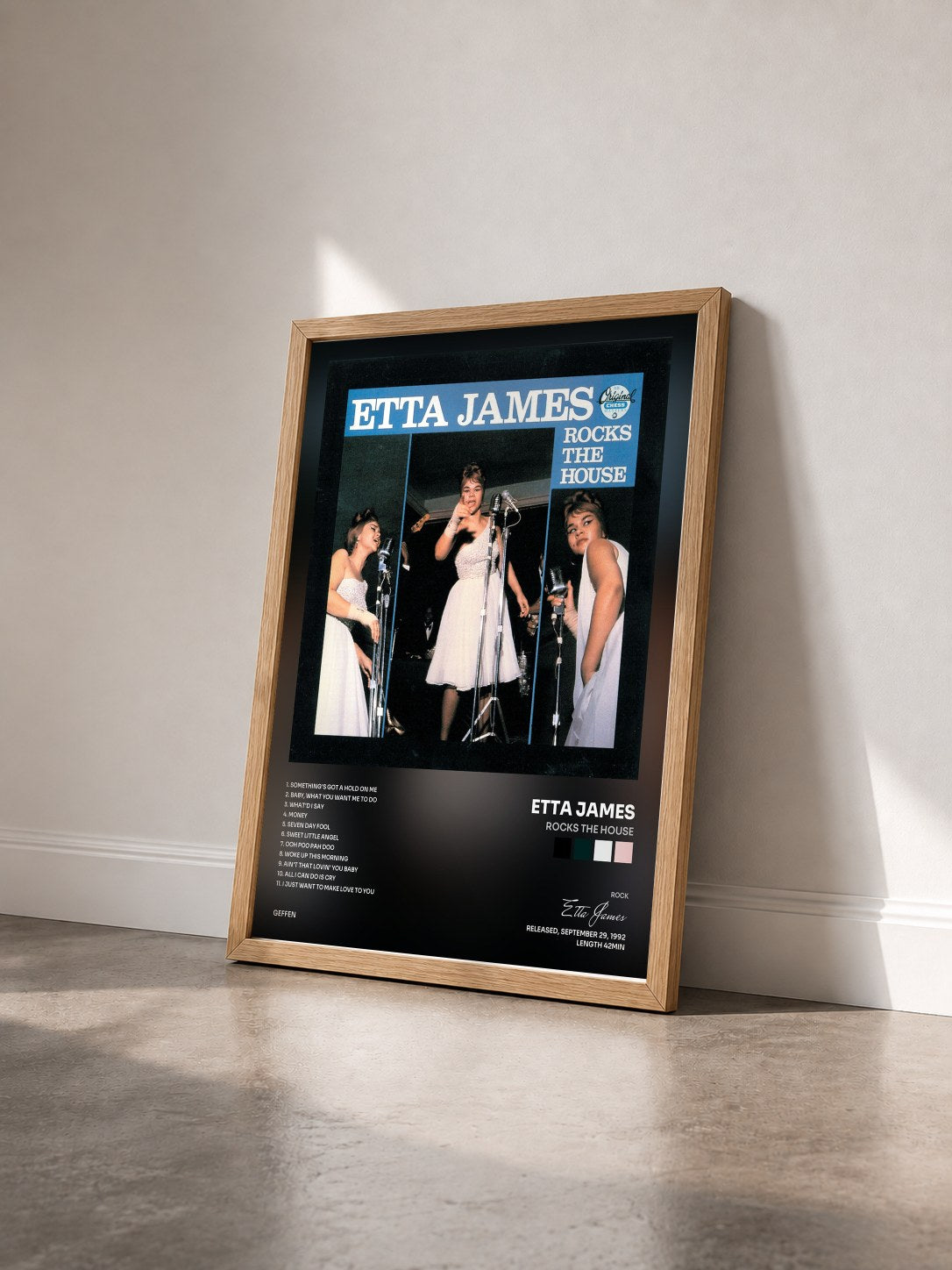 #bois Tableau de l'album Rocks The House de Etta James vu de trois quarts, cadre en bois brut