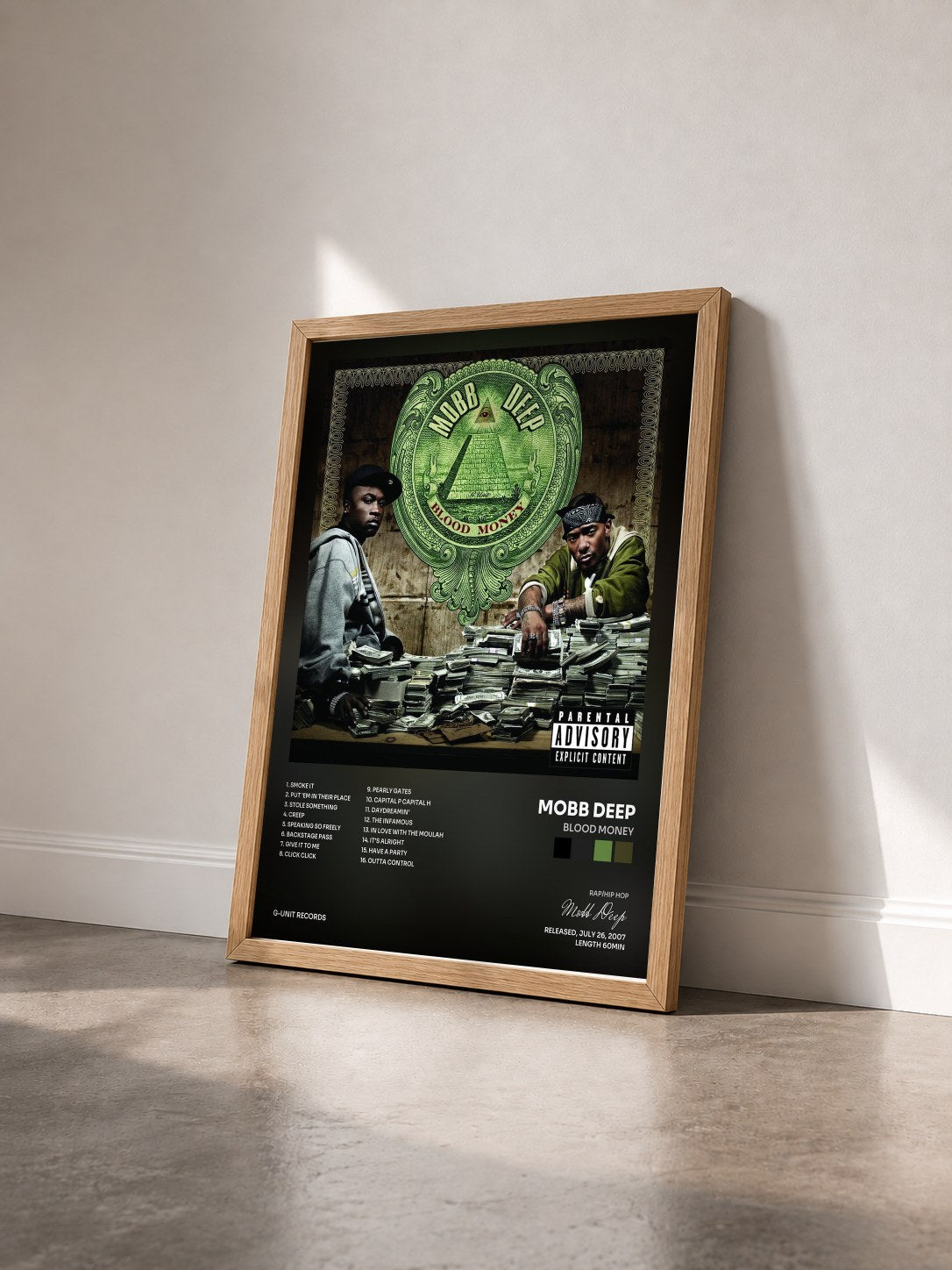 #bois Tableau de l'album Blood Money de Mobb Deep vu de trois quarts, cadre en bois brut