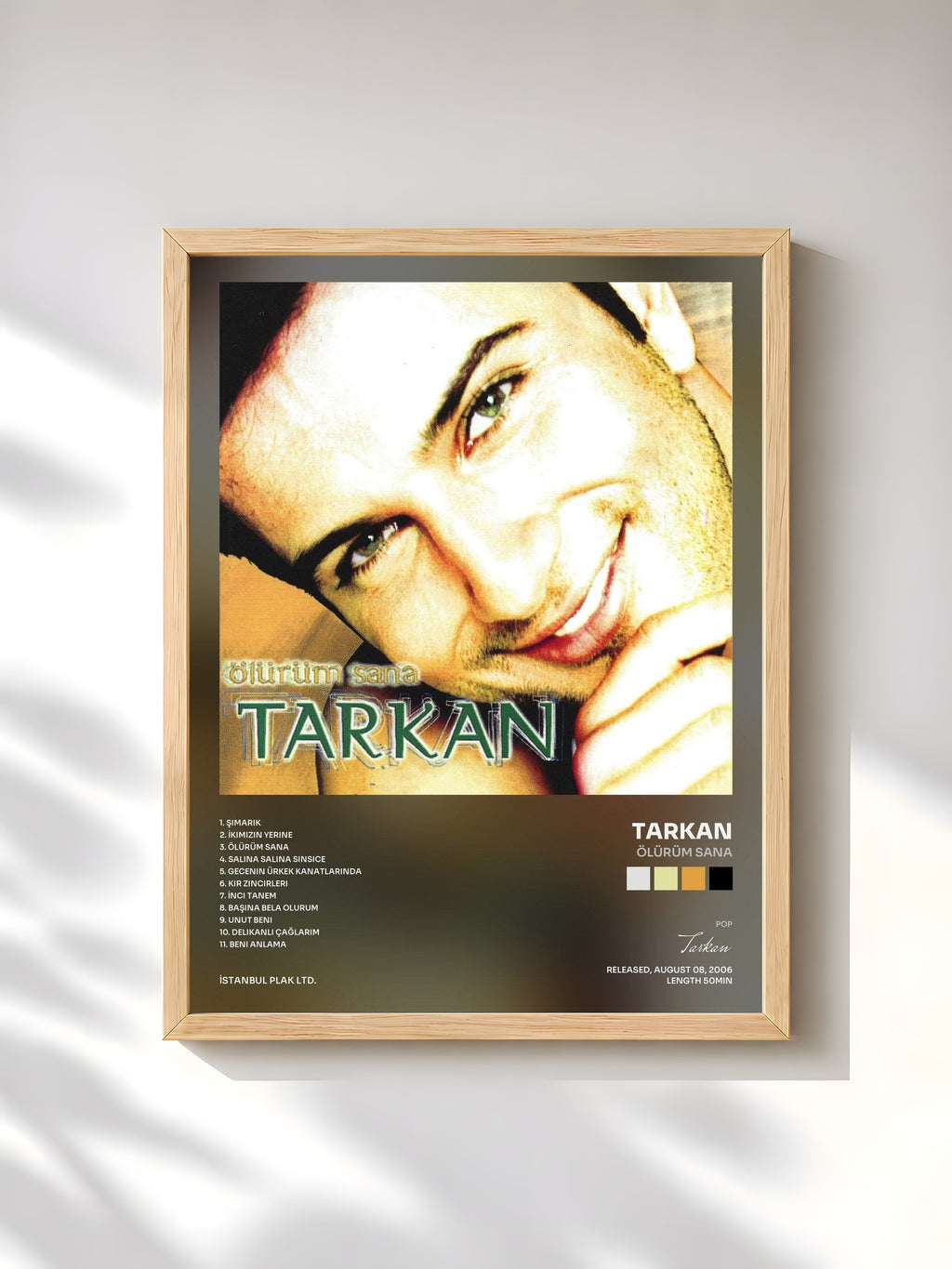 #bois Tableau de l'album Ölürüm Sana de Tarkan, cadre en bois brut, imprimé et encadré en France