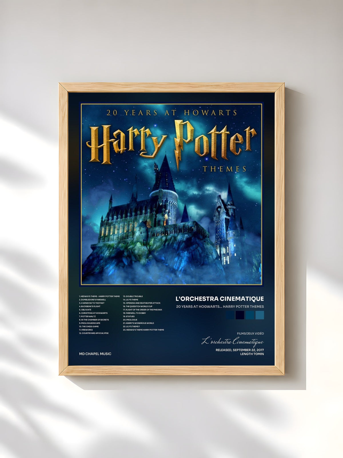 #bois Tableau de l'album 20 Years at Hogwarts… Harry Potter Themes de L'orchestra Cinematique, cadre en bois brut, imprimé et encadré en France