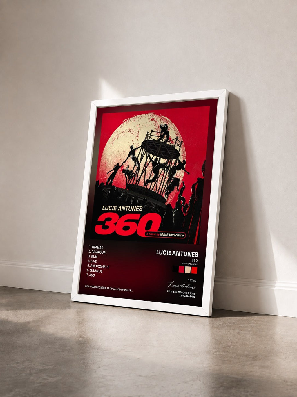 #blanc Tableau de l'album 360 (Original Score) de Lucie Antunes vu de trois quarts, cadre blanc