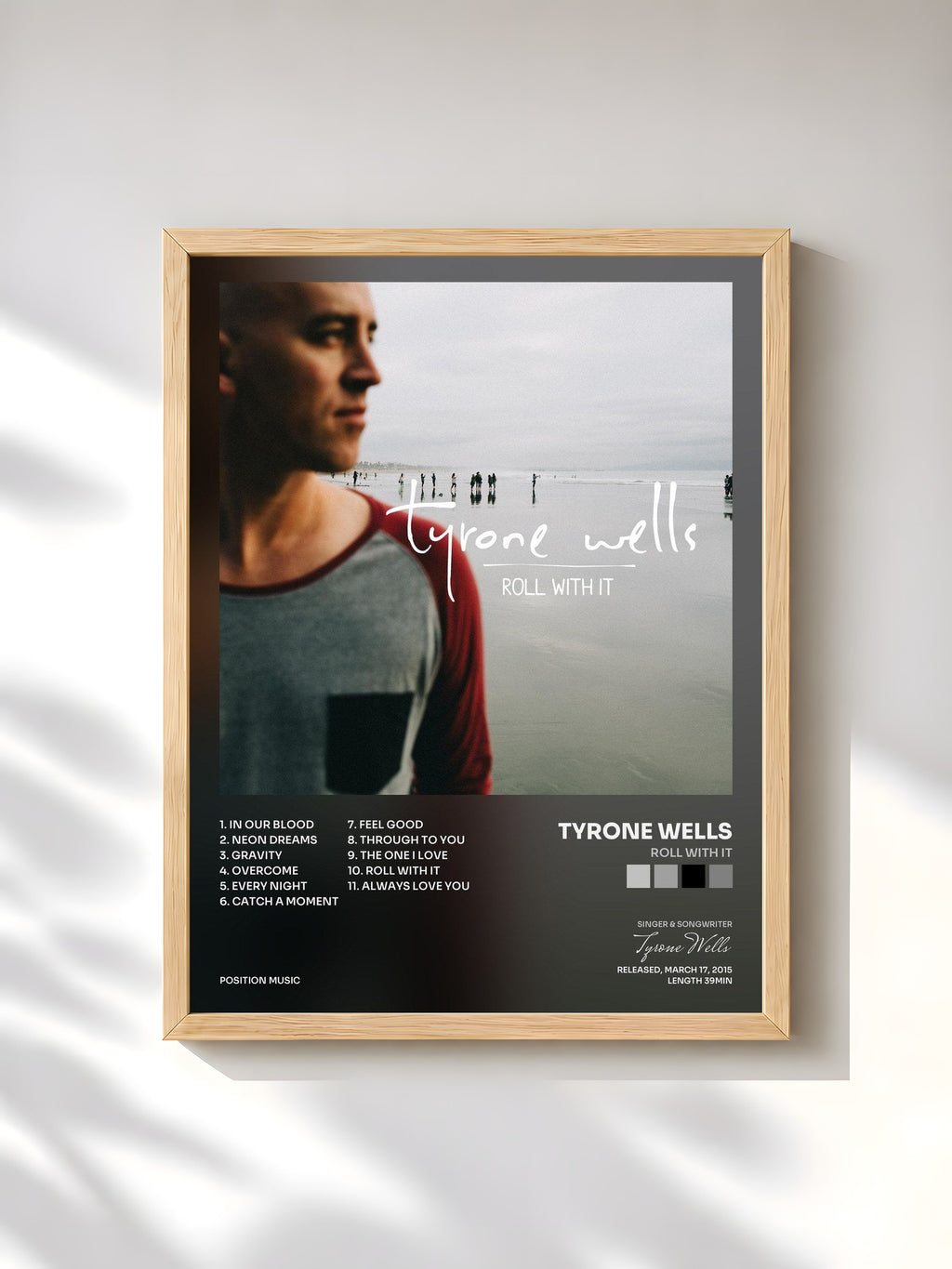 #bois Tableau de l'album Roll With It de Tyrone Wells, cadre en bois brut, imprimé et encadré en France