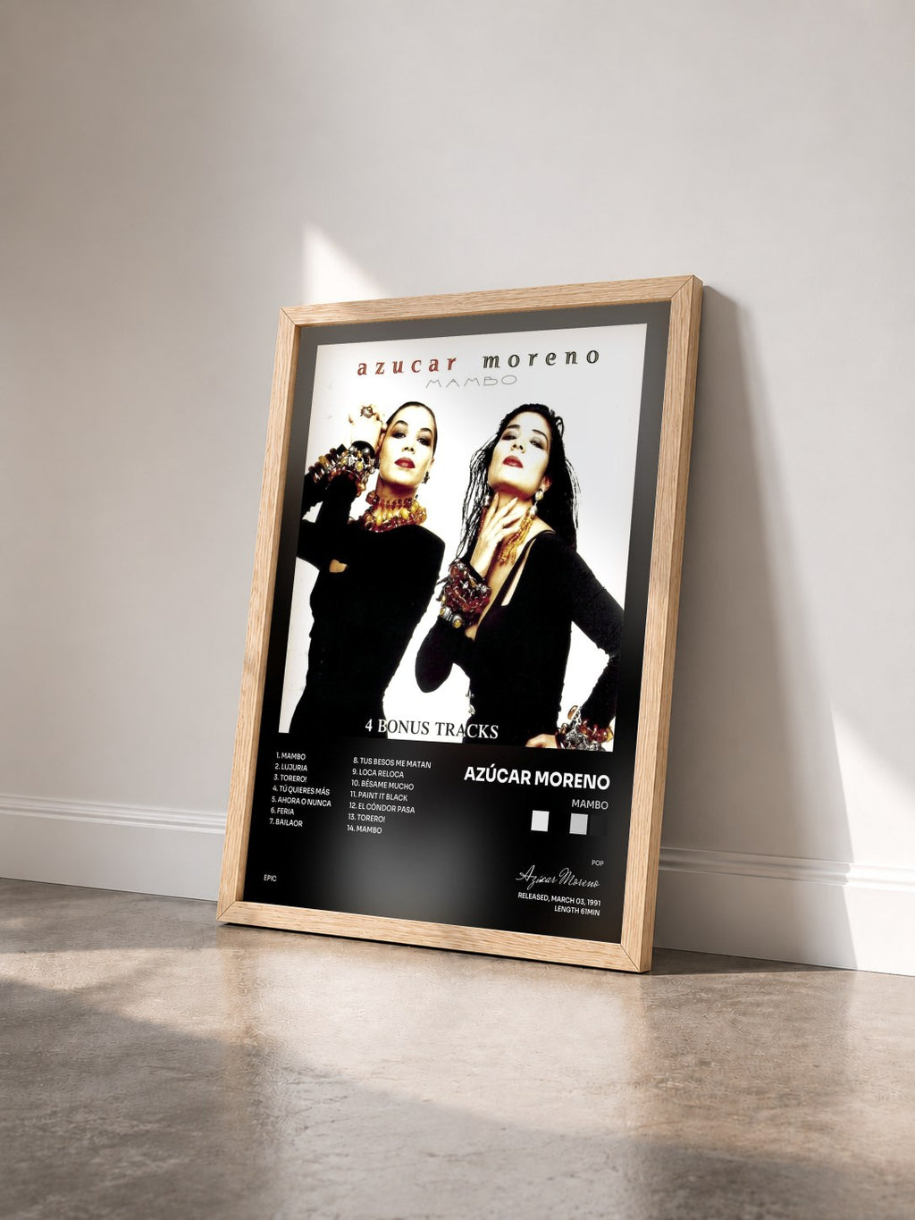 #bois Tableau de l'album Mambo de Azúcar Moreno vu de trois quarts, cadre en bois brut