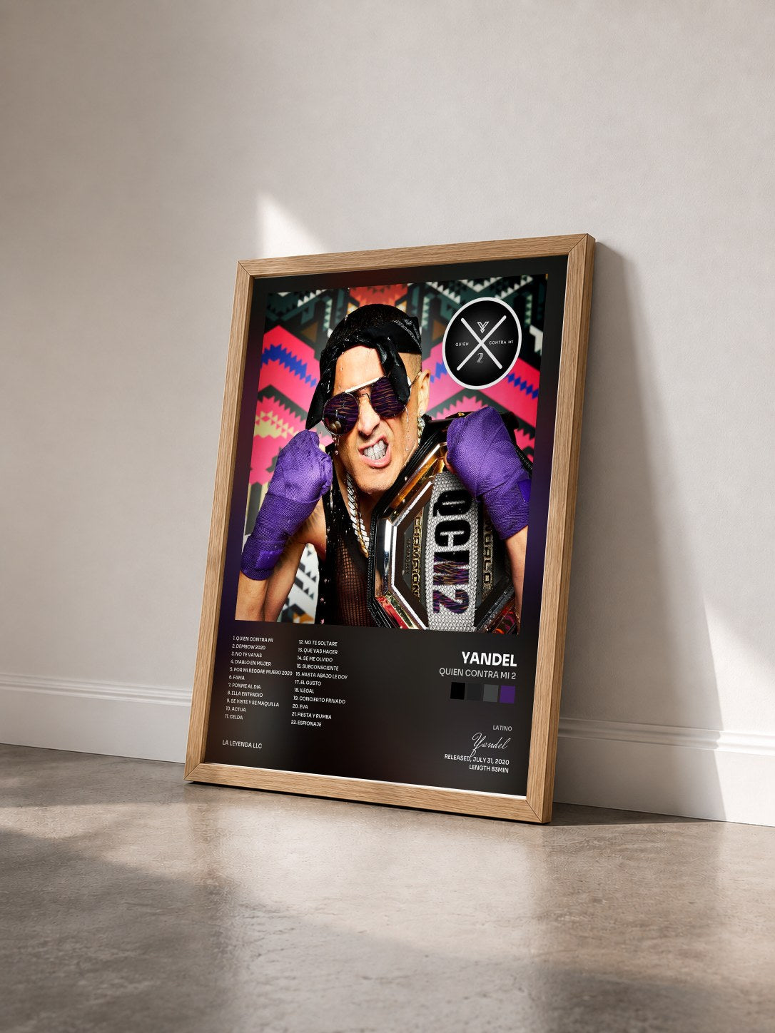 #bois Tableau de l'album Quien Contra Mi 2 de Yandel vu de trois quarts, cadre en bois brut