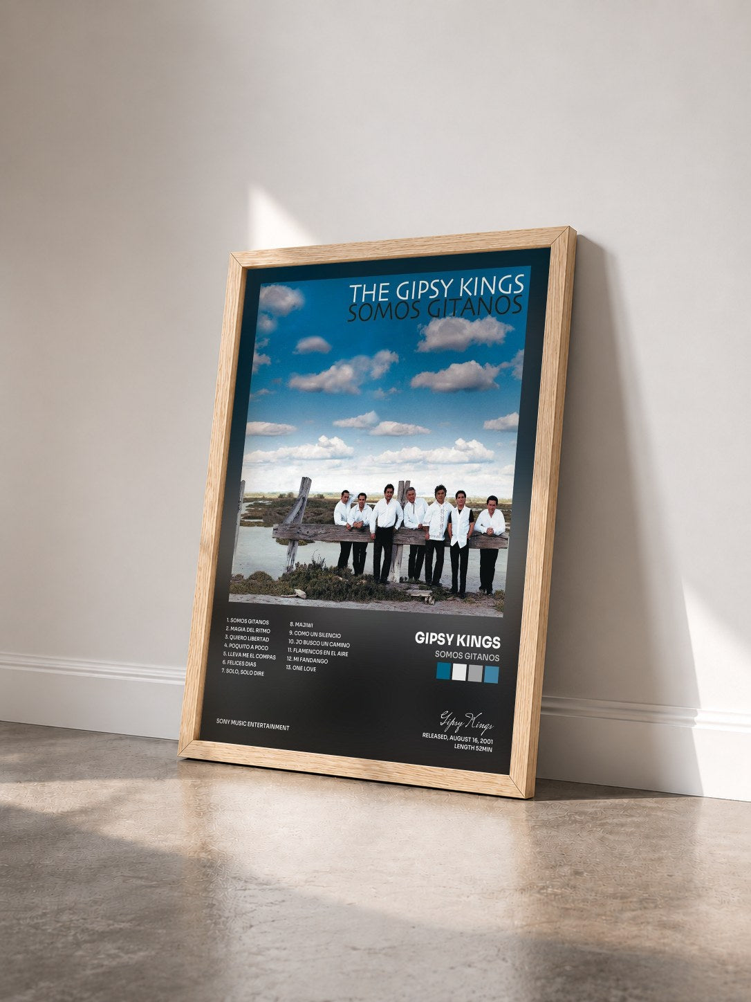 #bois Tableau de l'album Somos Gitanos de Gipsy Kings vu de trois quarts, cadre en bois brut