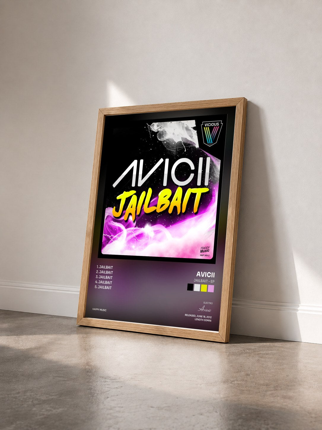 #bois Tableau de l'album Jailbait - EP de Avicii vu de trois quarts, cadre en bois brut
