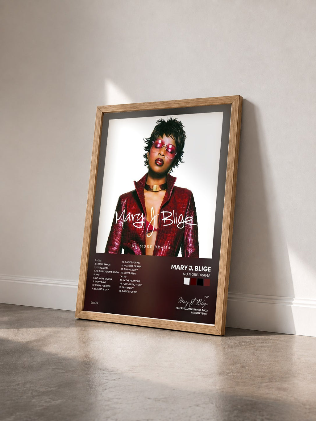 #bois Tableau de l'album No More Drama de Mary J. Blige vu de trois quarts, cadre en bois brut