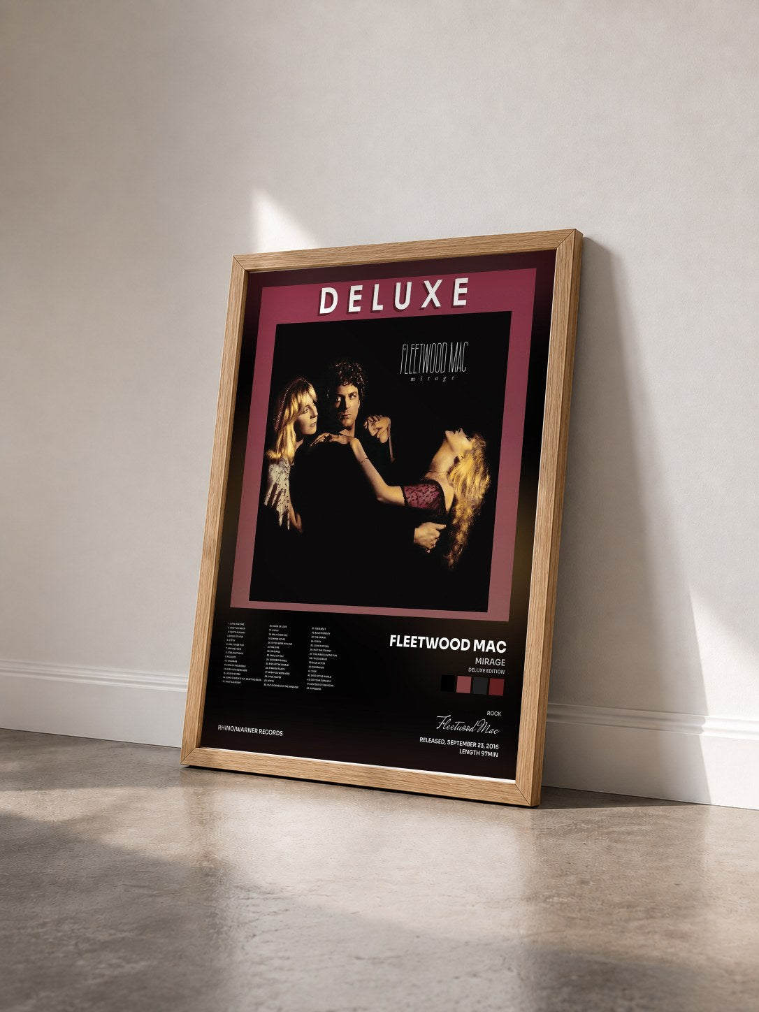 #bois Tableau de l'album Mirage (Deluxe Edition) de Fleetwood Mac vu de trois quarts, cadre en bois brut