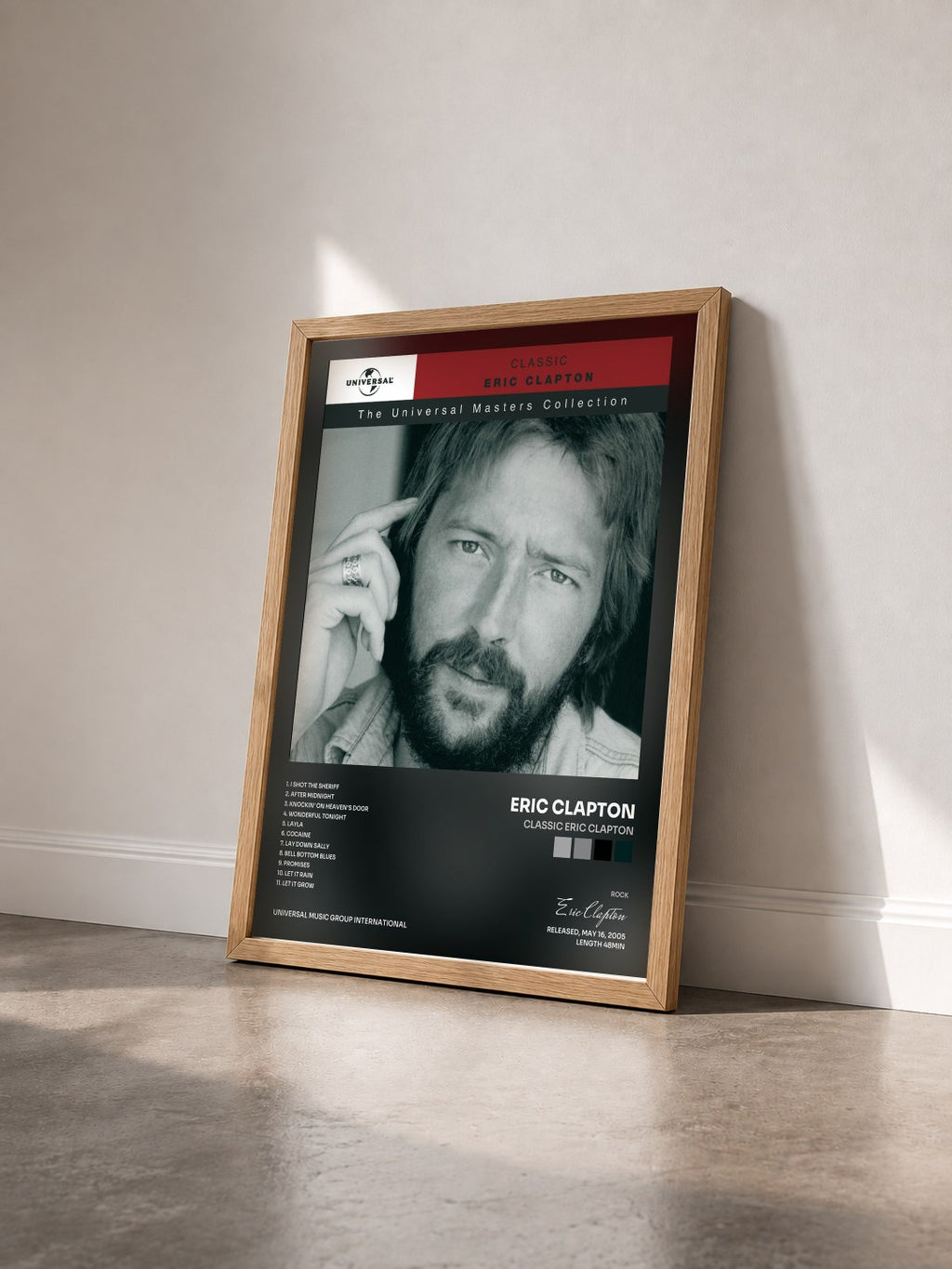 #bois Tableau de l'album Classic Eric Clapton de Eric Clapton vu de trois quarts, cadre en bois brut