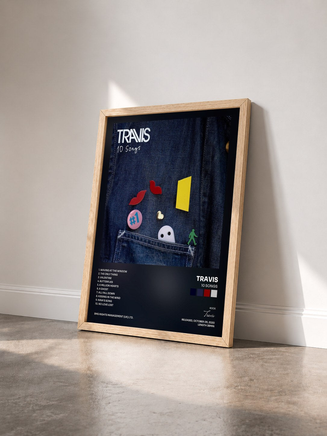 #bois Tableau de l'album 10 Songs de Travis vu de trois quarts, cadre en bois brut
