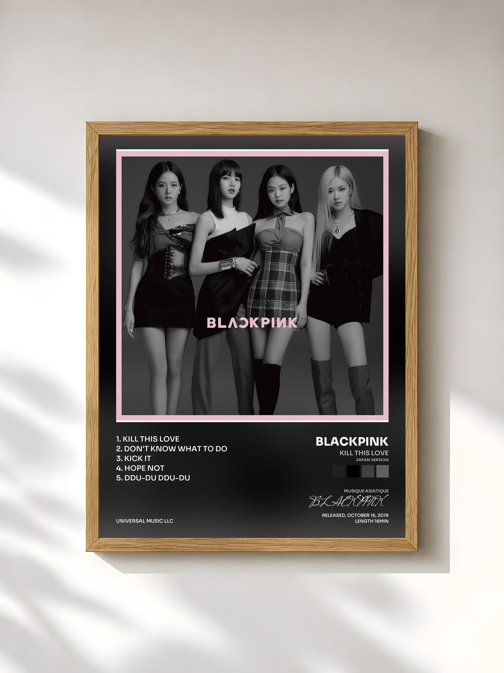 #bois Tableau de l'album Kill This Love (Japan Version) de BLACKPINK, cadre en bois brut, imprimé et encadré en France