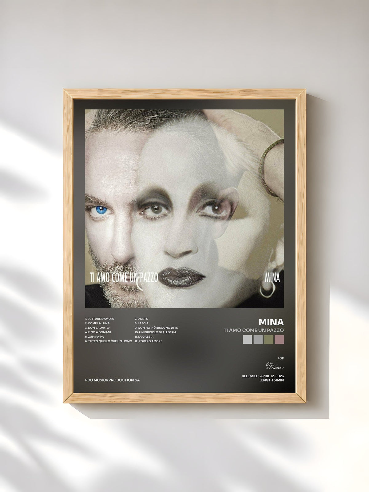#bois Tableau de l'album Ti amo come un pazzo de Mina, cadre en bois brut, imprimé et encadré en France