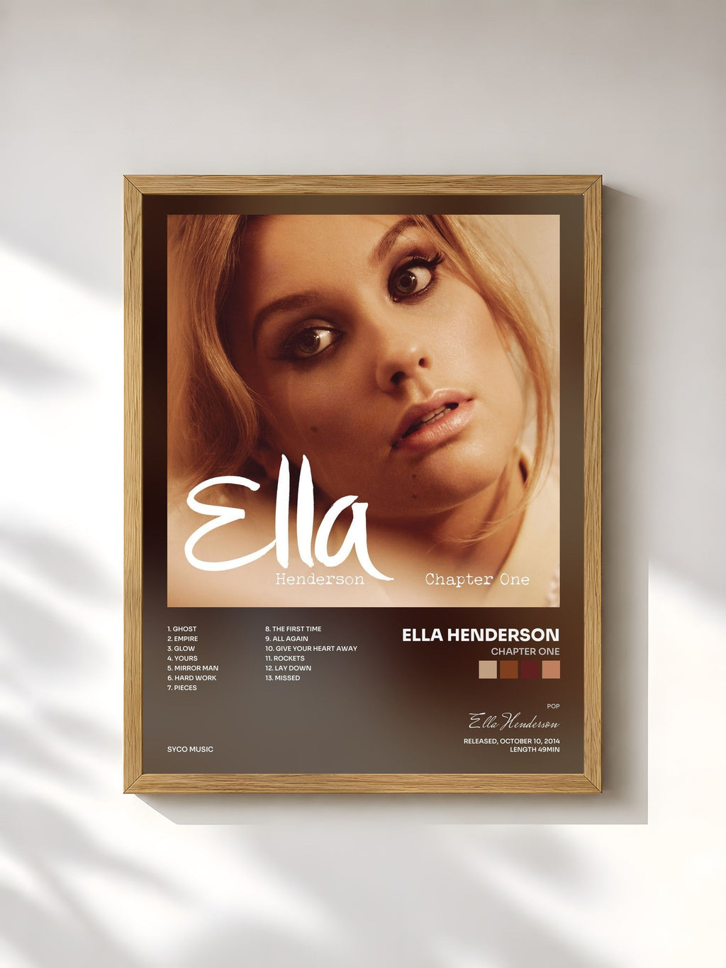 #bois Tableau de l'album Chapter One de Ella Henderson, cadre en bois brut, imprimé et encadré en France