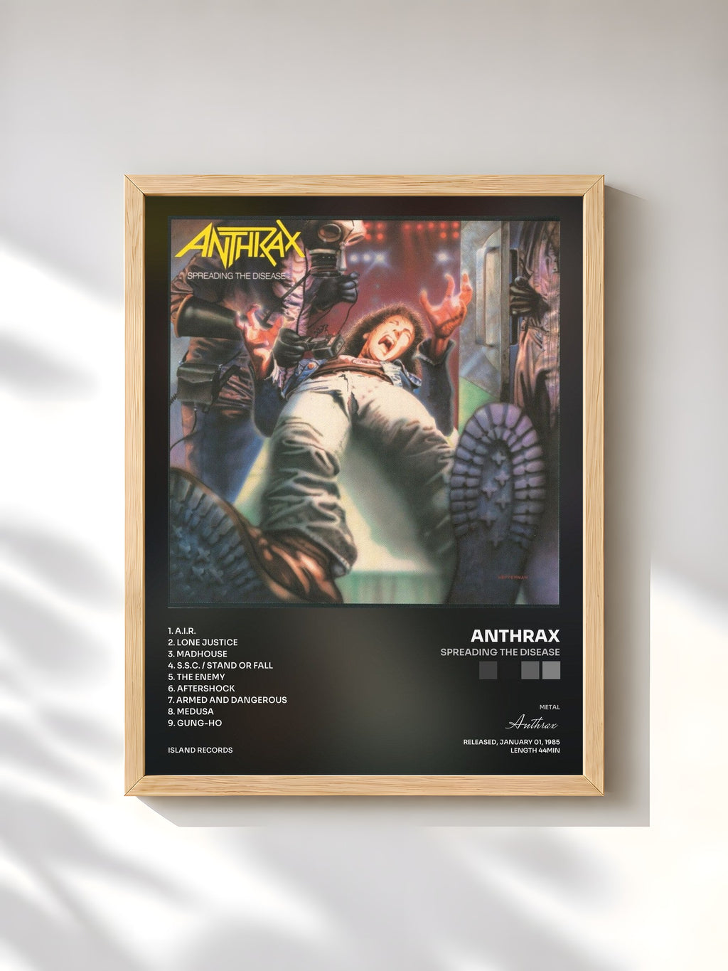 #bois Tableau de l'album Spreading The Disease de Anthrax, cadre en bois brut, imprimé et encadré en France