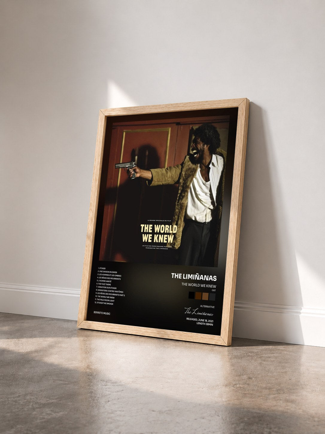 #bois Tableau de l'album The World We Knew (OST) de The Limiñanas vu de trois quarts, cadre en bois brut