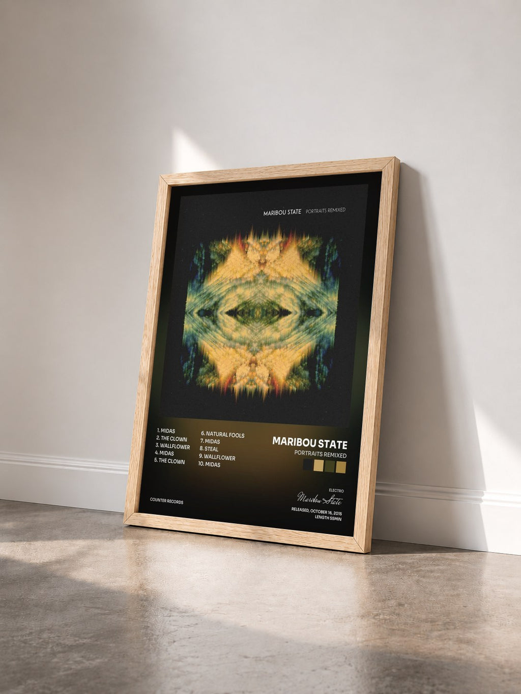 #bois Tableau de l'album Portraits Remixed de Maribou State vu de trois quarts, cadre en bois brut