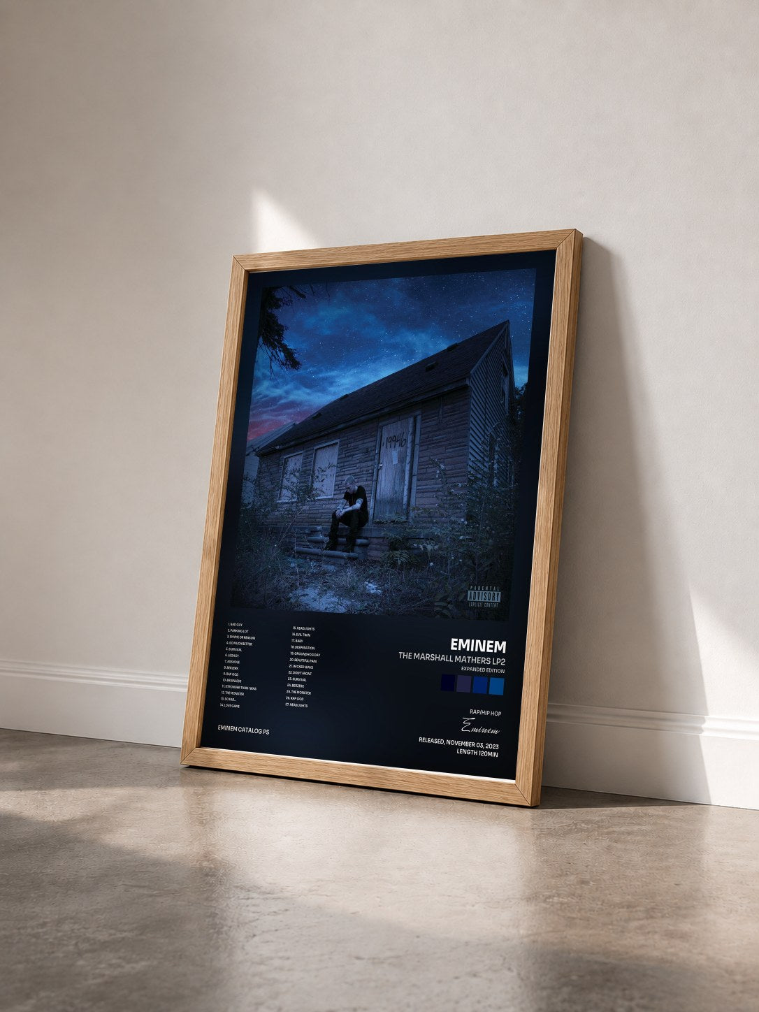 #bois Tableau de l'album The Marshall Mathers LP2 (Expanded Edition) de Eminem vu de trois quarts, cadre en bois brut