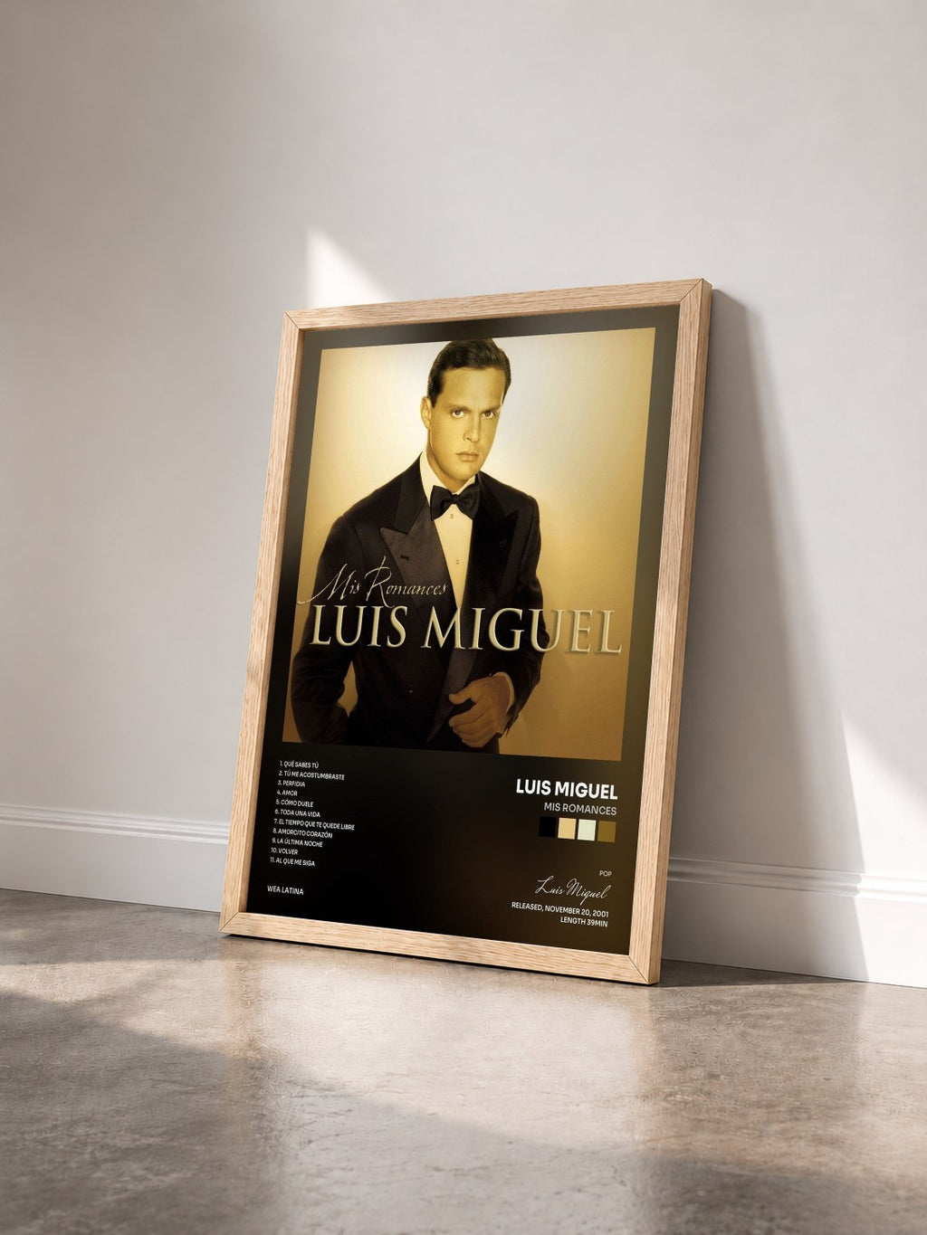#bois Tableau de l'album Mis Romances de Luis Miguel vu de trois quarts, cadre en bois brut