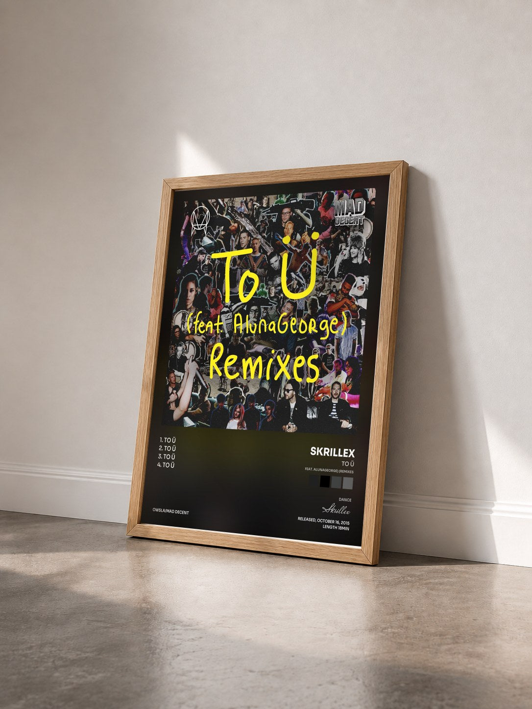 #bois Tableau de l'album To Ü (feat. AlunaGeorge) (Remixes) de Skrillex vu de trois quarts, cadre en bois brut