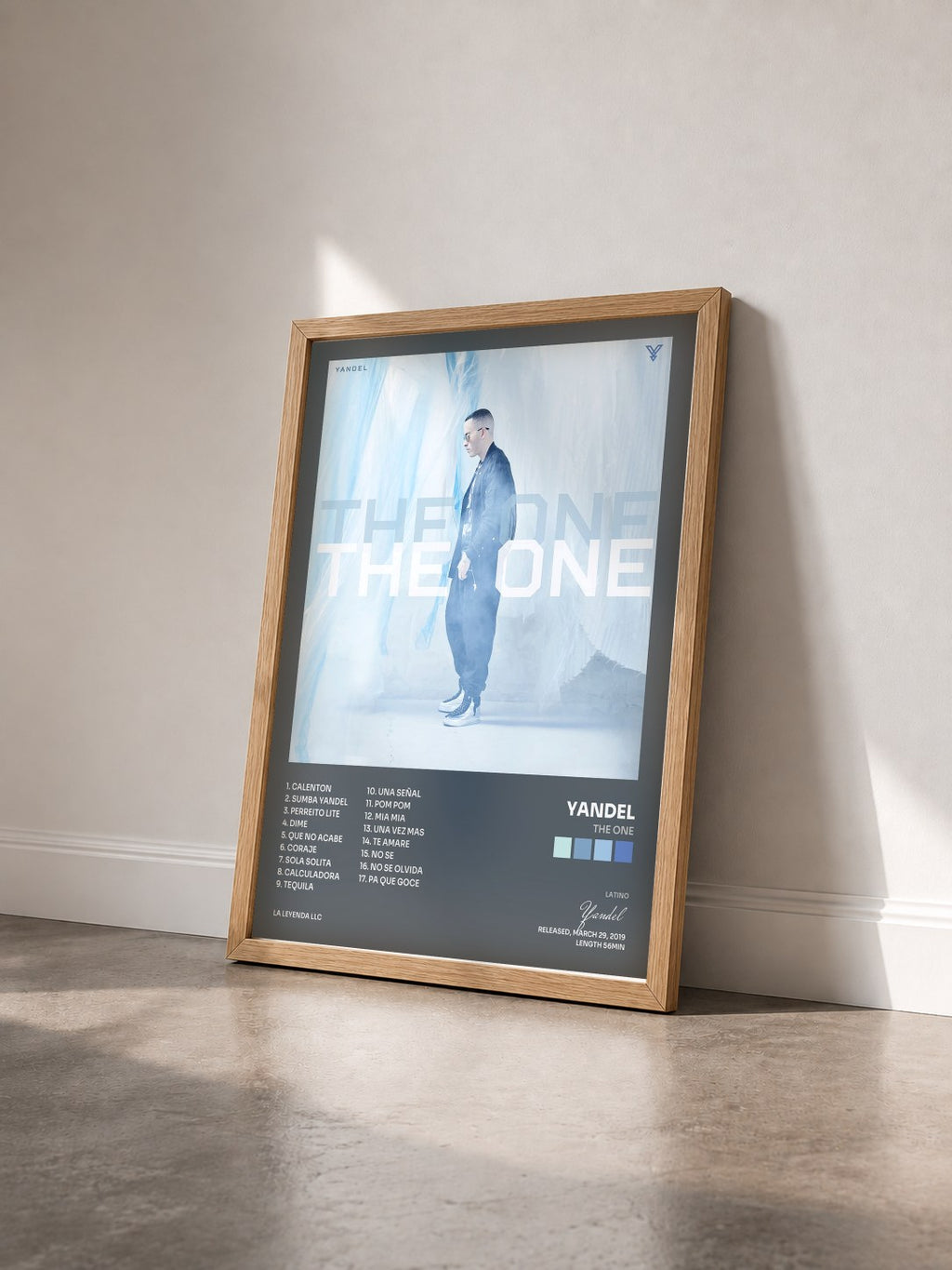 #bois Tableau de l'album The One de Yandel vu de trois quarts, cadre en bois brut