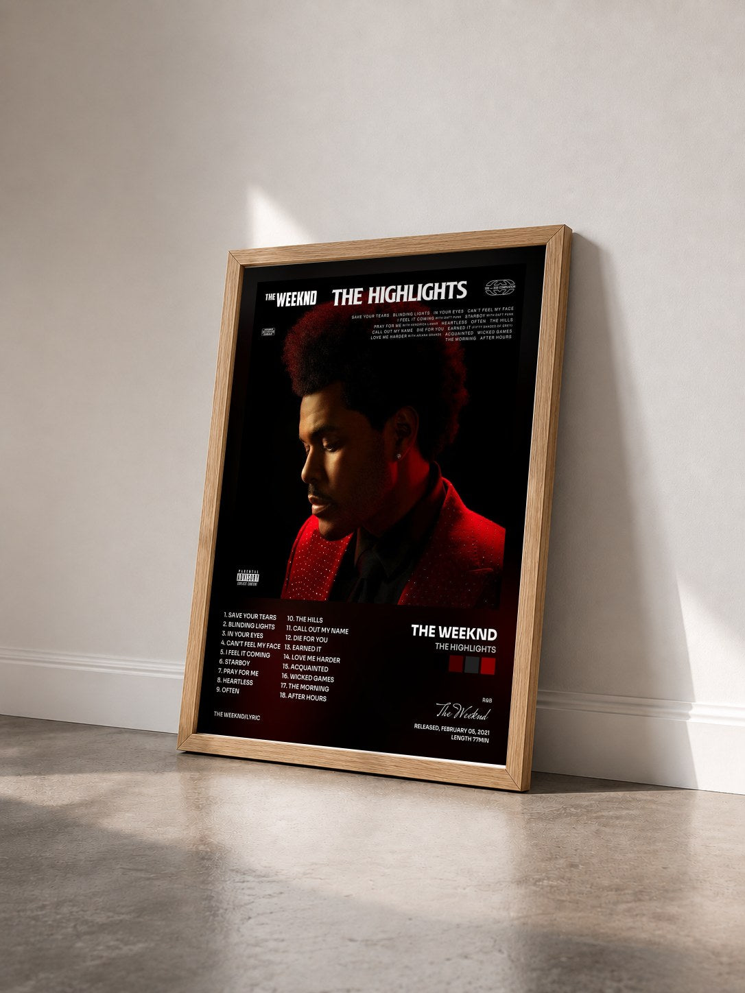 #bois Tableau de l'album The Highlights de The Weeknd vu de trois quarts, cadre en bois brut