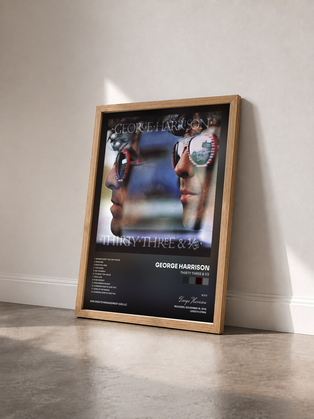 #bois Tableau de l'album Thirty Three & 1/3 de George Harrison vu de trois quarts, cadre en bois brut