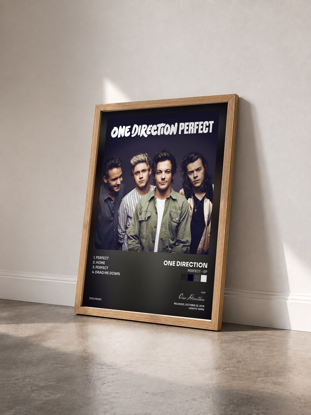 #bois Tableau de l'album Perfect - EP de One Direction vu de trois quarts, cadre en bois brut