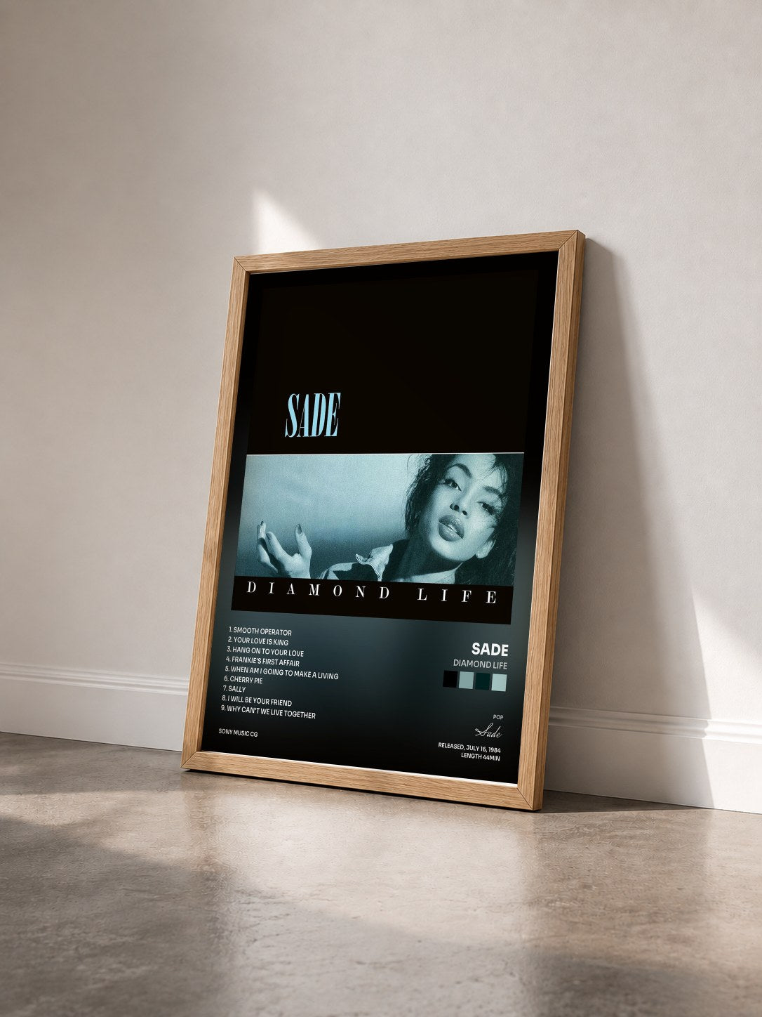 #bois Tableau de l'album Diamond Life de Sade vu de trois quarts, cadre en bois brut