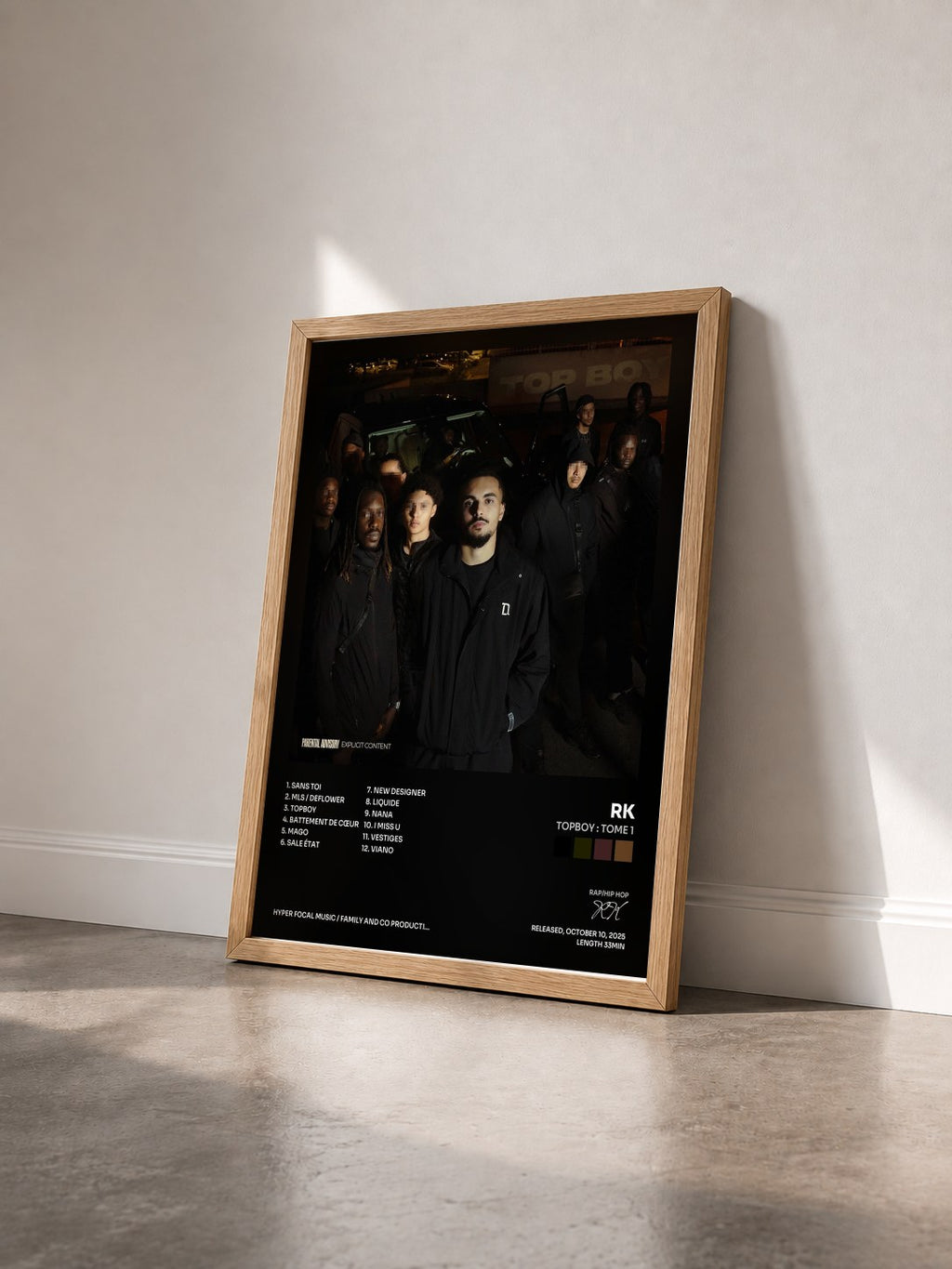 #bois Tableau de l'album TOPBOY: Tome 1 de RK vu de trois quarts, cadre en bois brut
