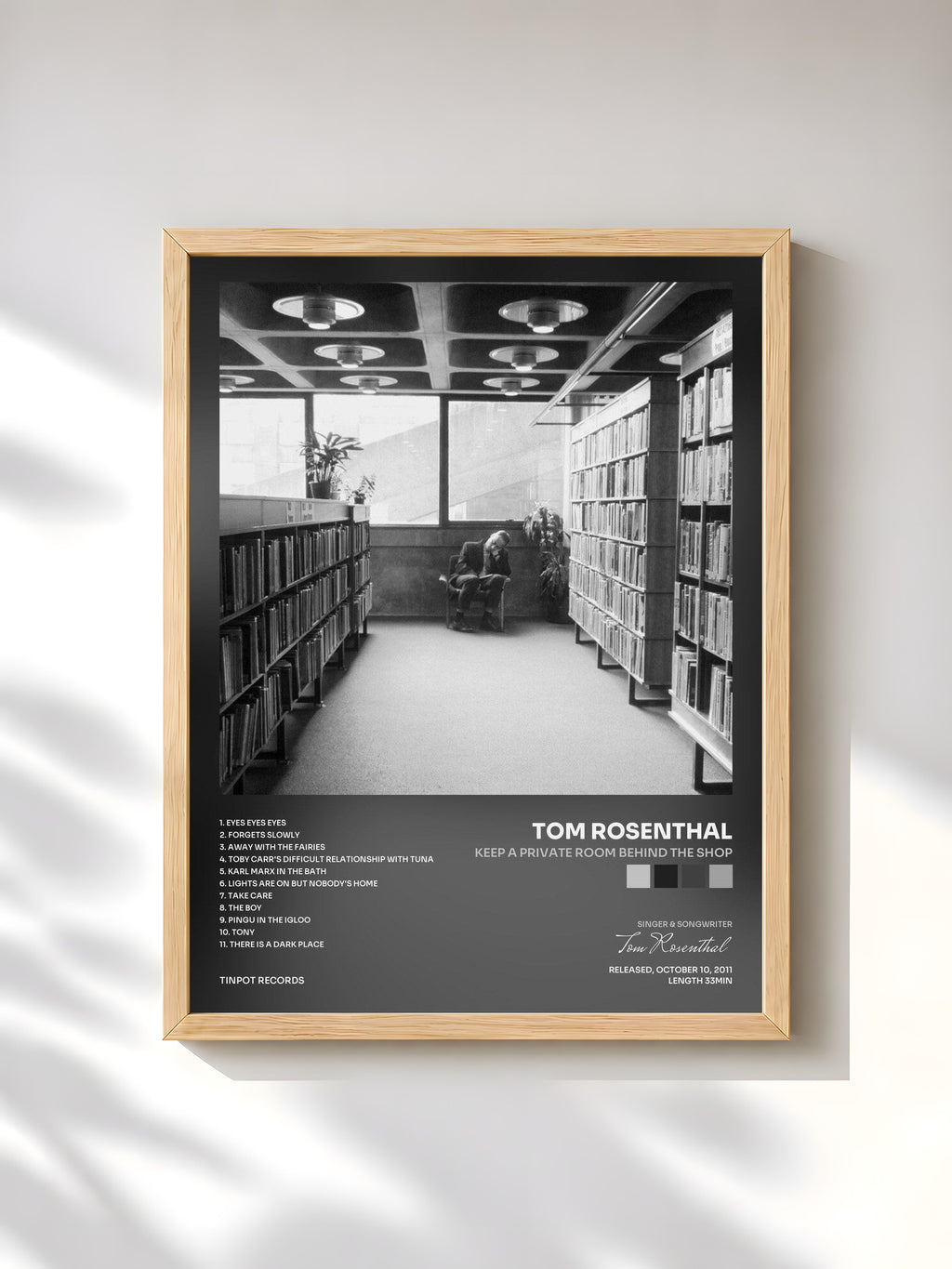 #bois Tableau de l'album Keep a Private Room Behind the Shop de Tom Rosenthal, cadre en bois brut, imprimé et encadré en France