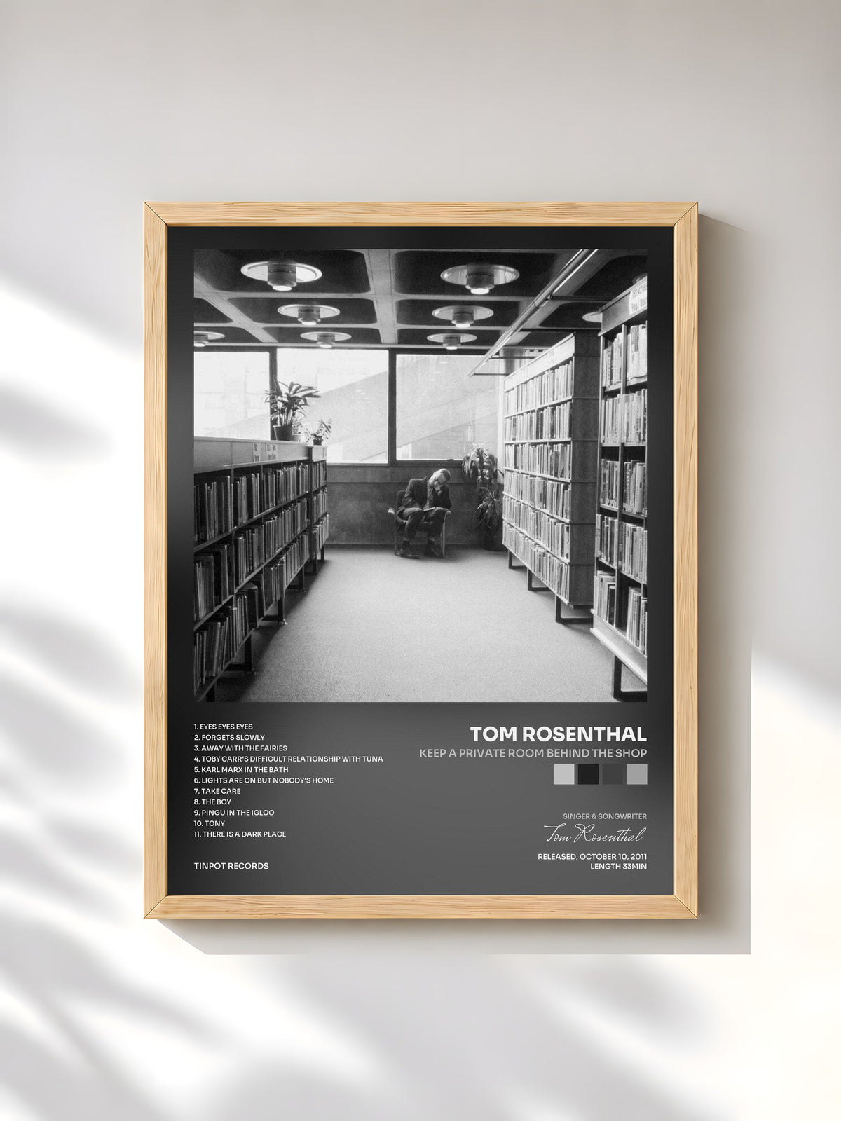 #bois Tableau de l'album Keep a Private Room Behind the Shop de Tom Rosenthal, cadre en bois brut, imprimé et encadré en France