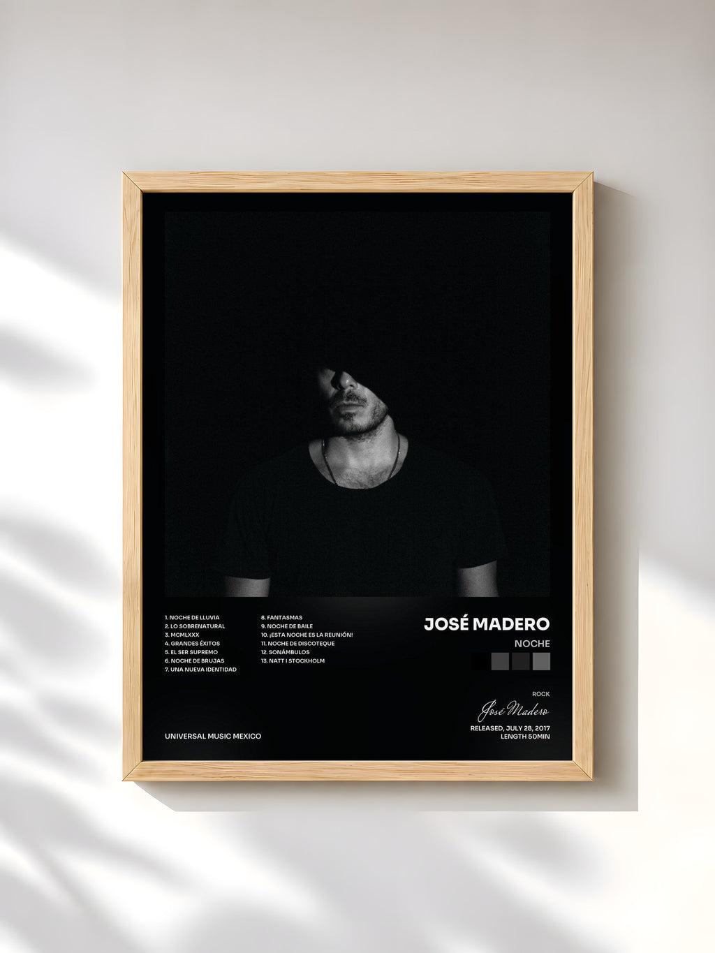 #bois Tableau de l'album Noche de José Madero, cadre en bois brut, imprimé et encadré en France
