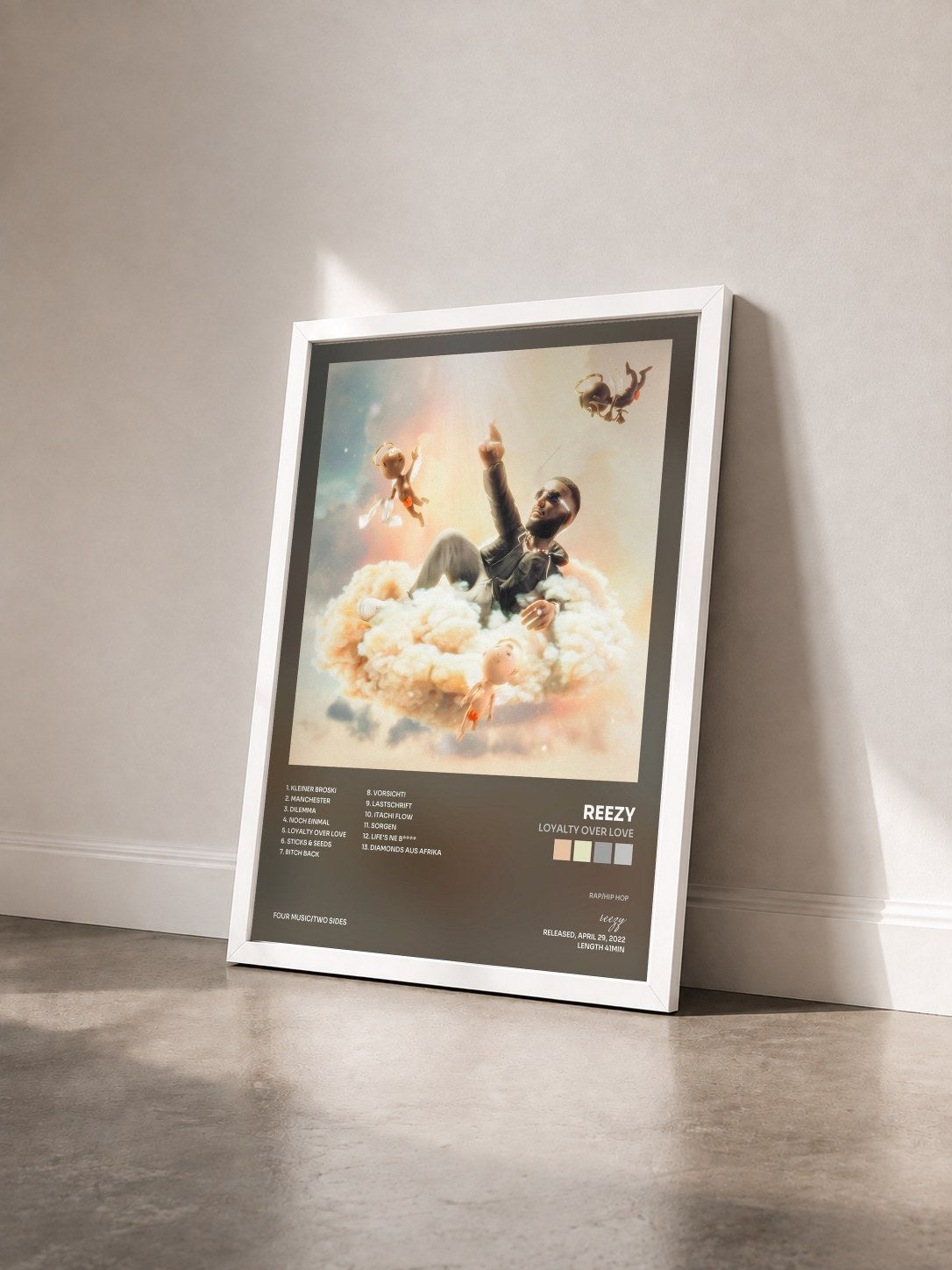 #blanc Tableau de l'album LOYALTY OVER LOVE de reezy vu de trois quarts, cadre blanc