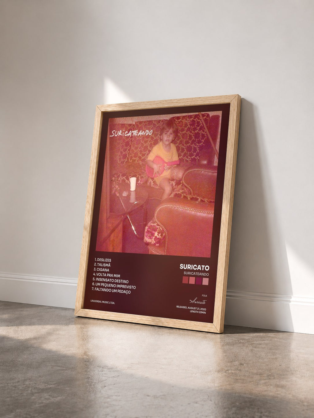 #bois Tableau de l'album Suricateando de Suricato vu de trois quarts, cadre en bois brut