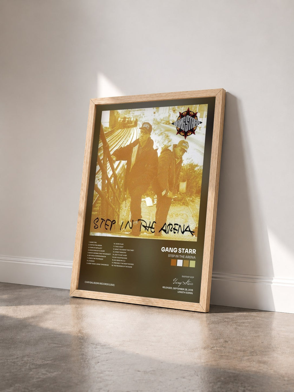 #bois Tableau de l'album Step In The Arena de Gang Starr vu de trois quarts, cadre en bois brut