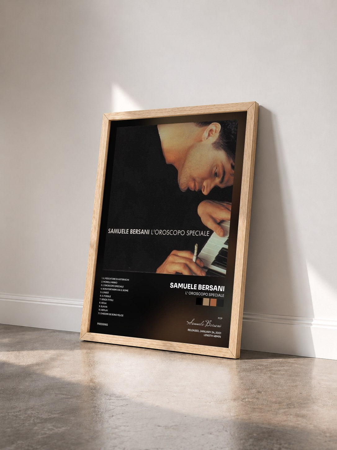 #bois Tableau de l'album L' Oroscopo Speciale de Samuele Bersani vu de trois quarts, cadre en bois brut