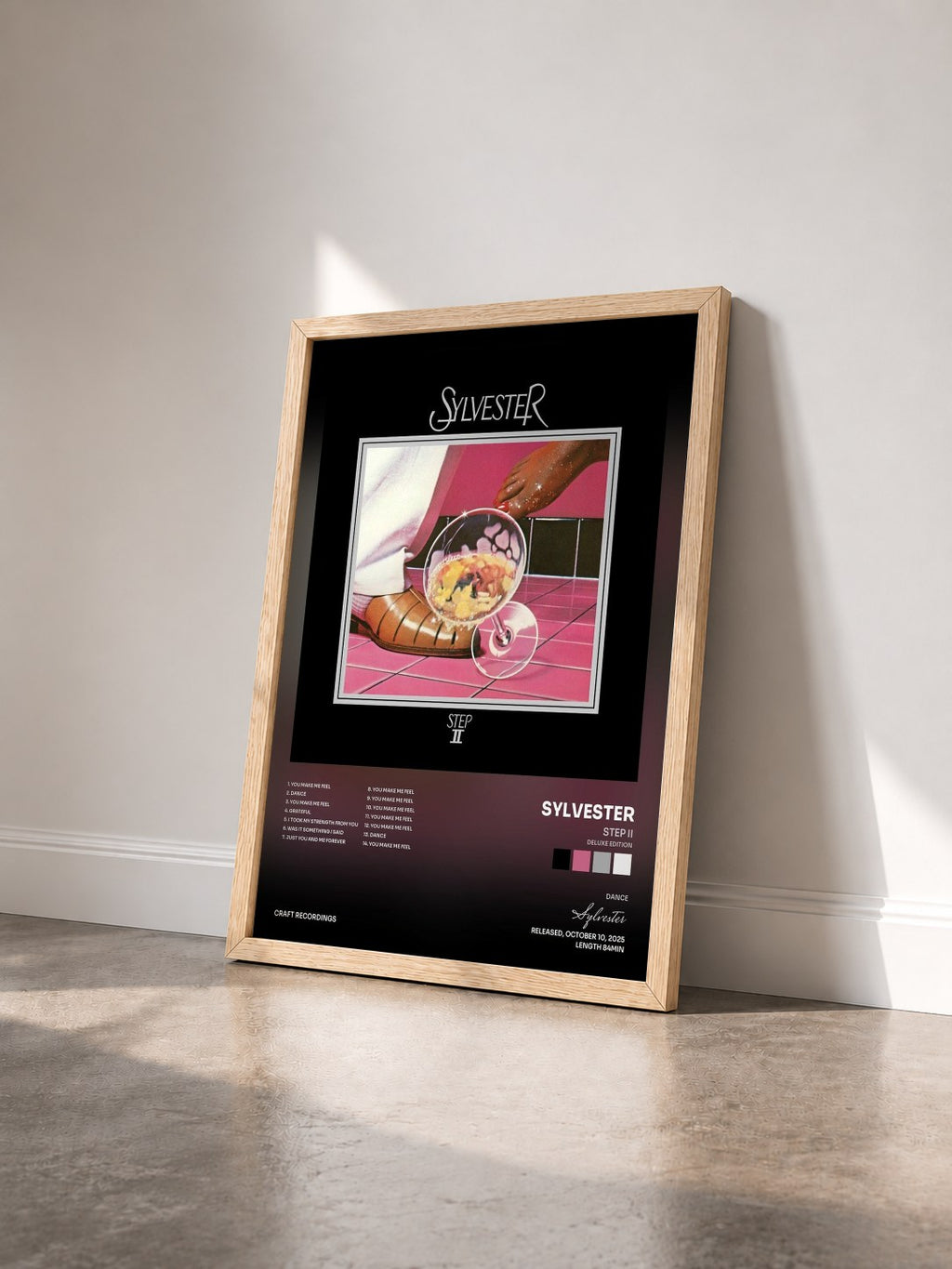 #bois Tableau de l'album Step II (Deluxe Edition) de Sylvester vu de trois quarts, cadre en bois brut