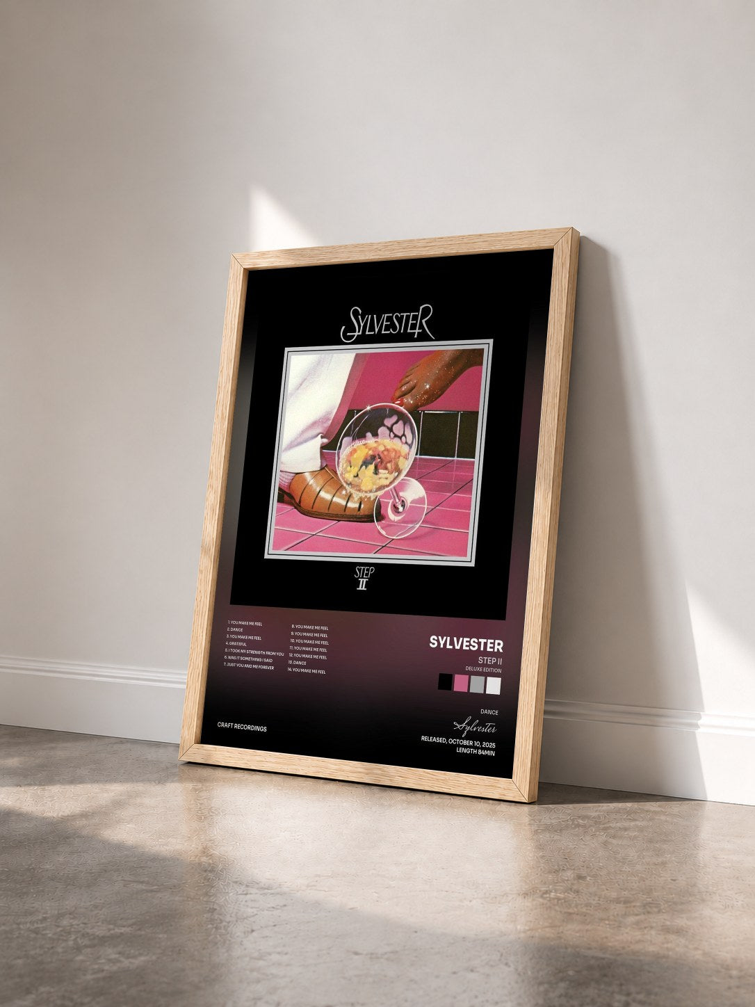 #bois Tableau de l'album Step II (Deluxe Edition) de Sylvester vu de trois quarts, cadre en bois brut
