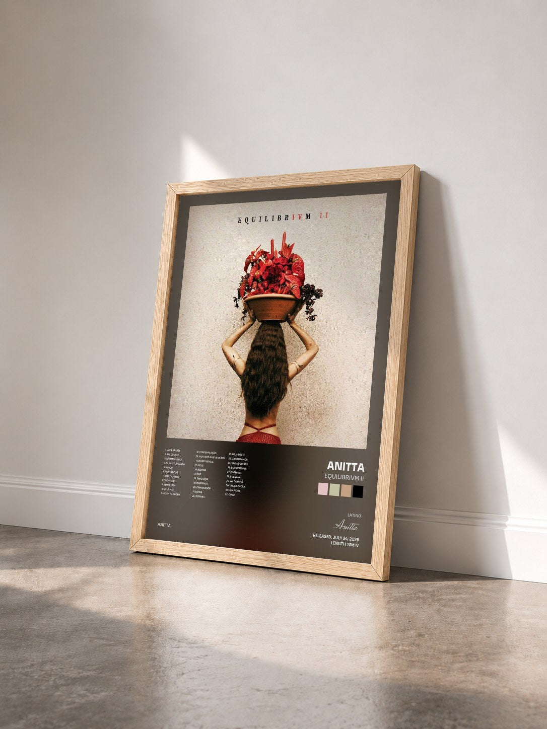 #bois Tableau de l'album EQUILIBRIVM II de Anitta vu de trois quarts, cadre en bois brut