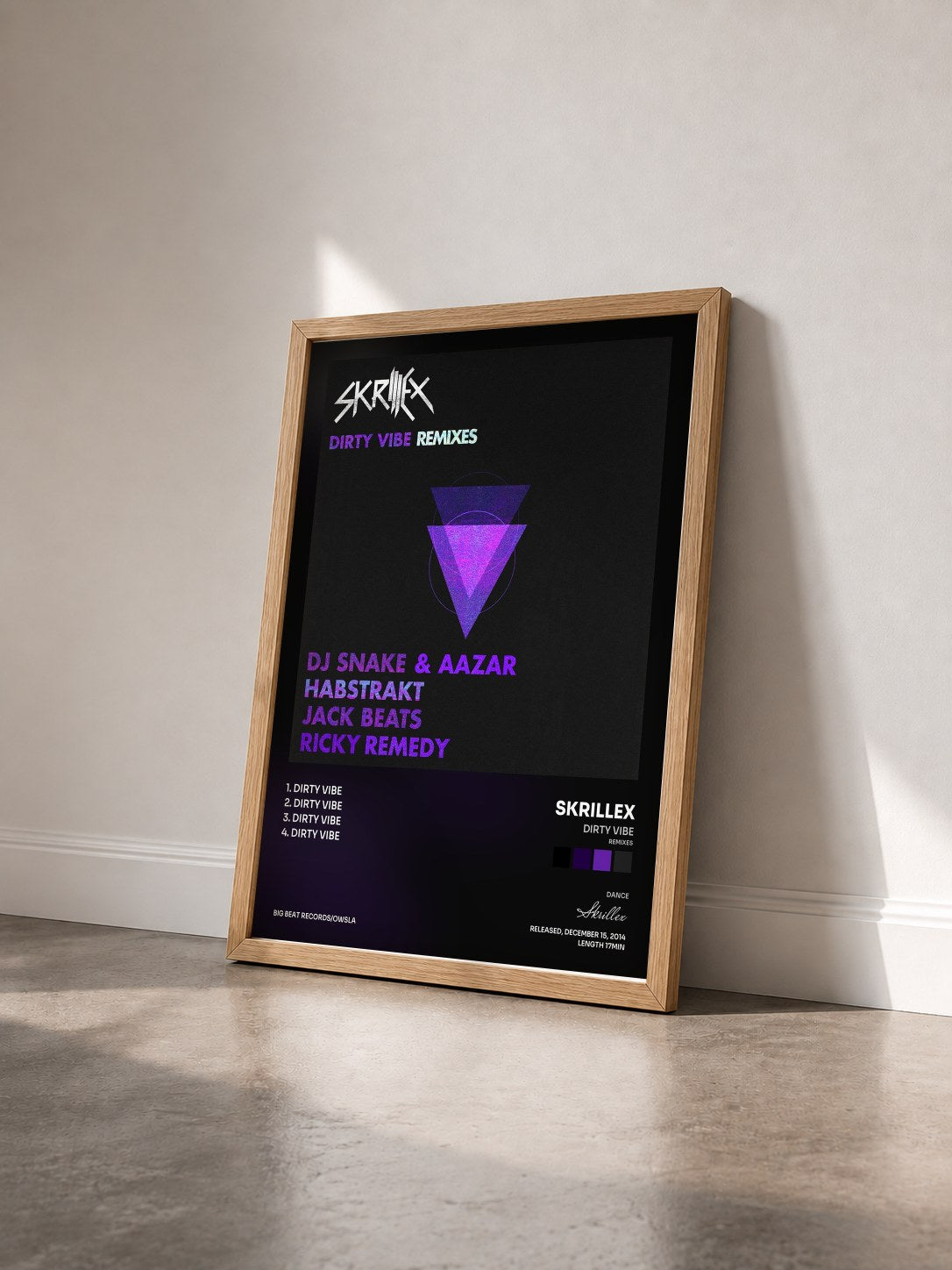 #bois Tableau de l'album Dirty Vibe (Remixes) de Skrillex vu de trois quarts, cadre en bois brut