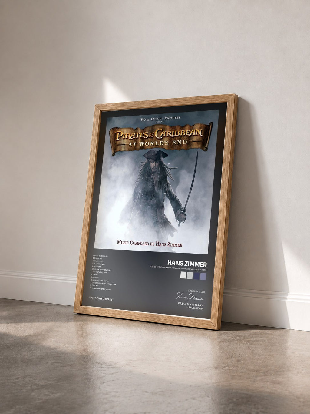 #bois Tableau de l'album Pirates Of The Caribbean: At World's End Original Soundtrack de Hans Zimmer vu de trois quarts, cadre en bois brut