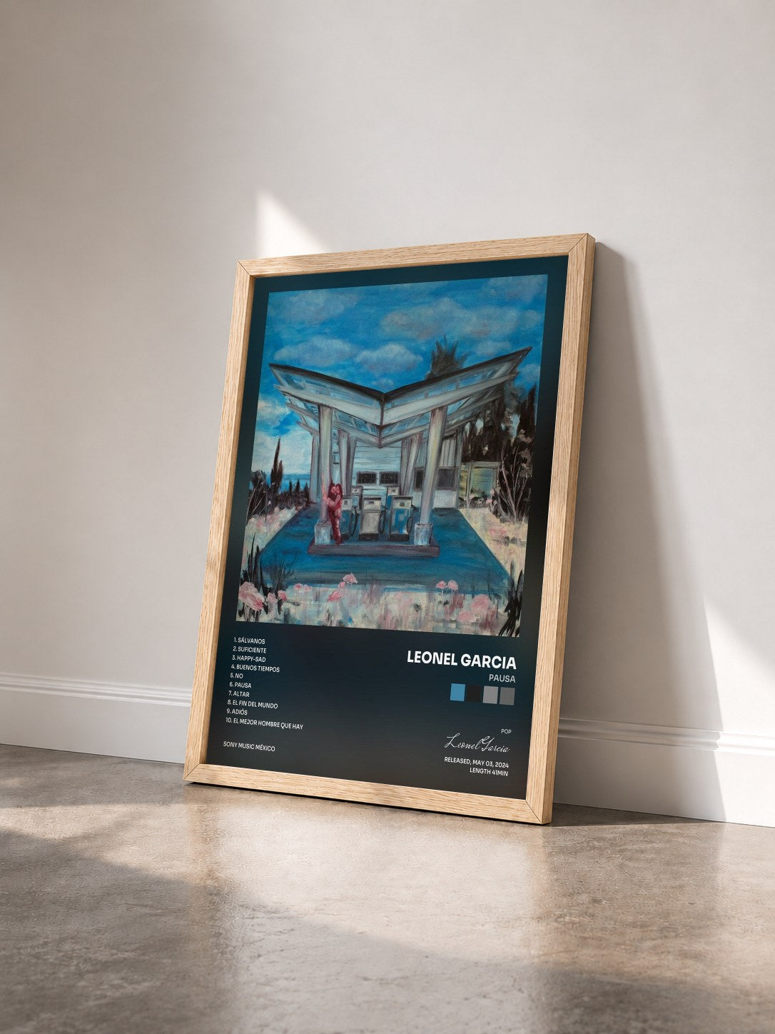 #bois Tableau de l'album Pausa de Leonel Garcia vu de trois quarts, cadre en bois brut