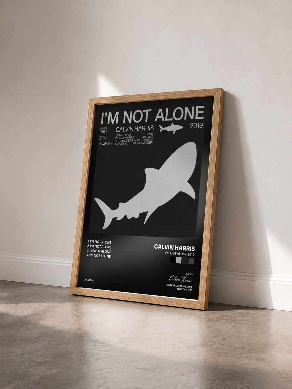 #bois Tableau de l'album I'm Not Alone 2019 de Calvin Harris vu de trois quarts, cadre en bois brut