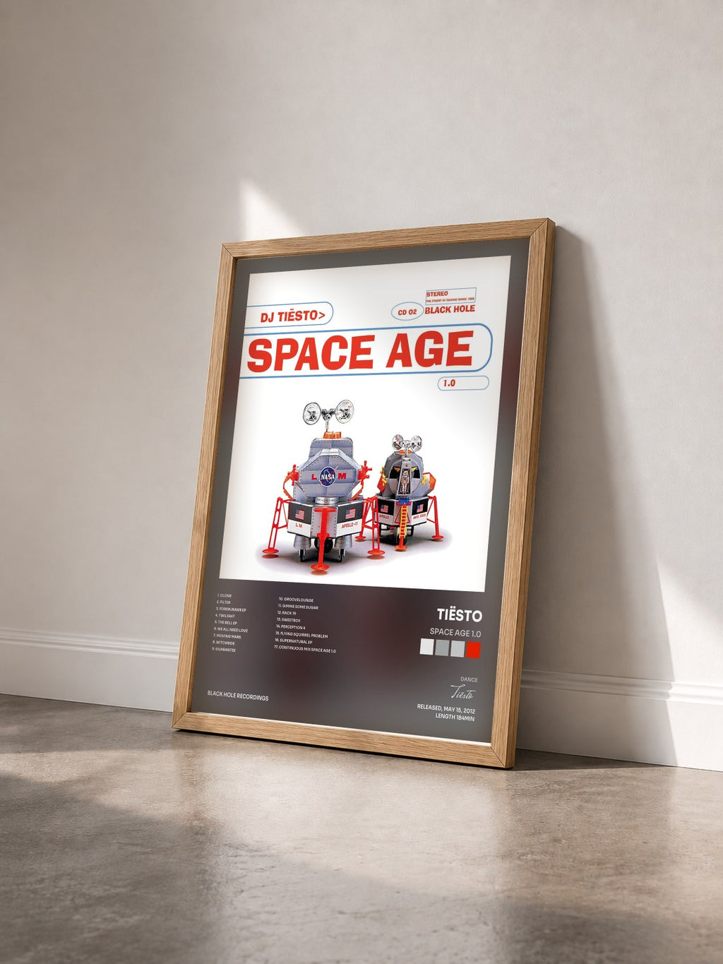 #bois Tableau de l'album Space Age 1.0 de Tiësto vu de trois quarts, cadre en bois brut