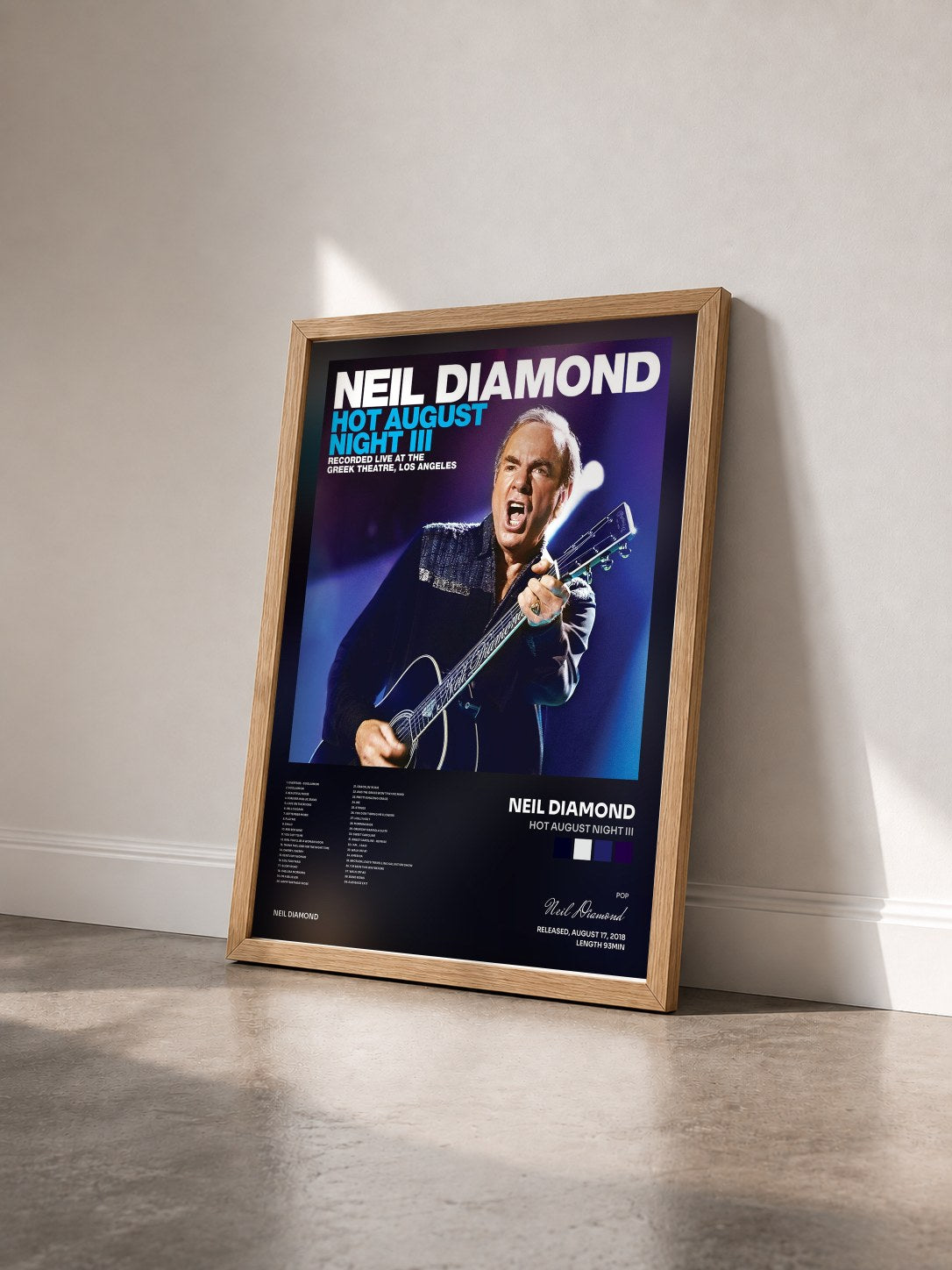 #bois Tableau de l'album Hot August Night III de Neil Diamond vu de trois quarts, cadre en bois brut