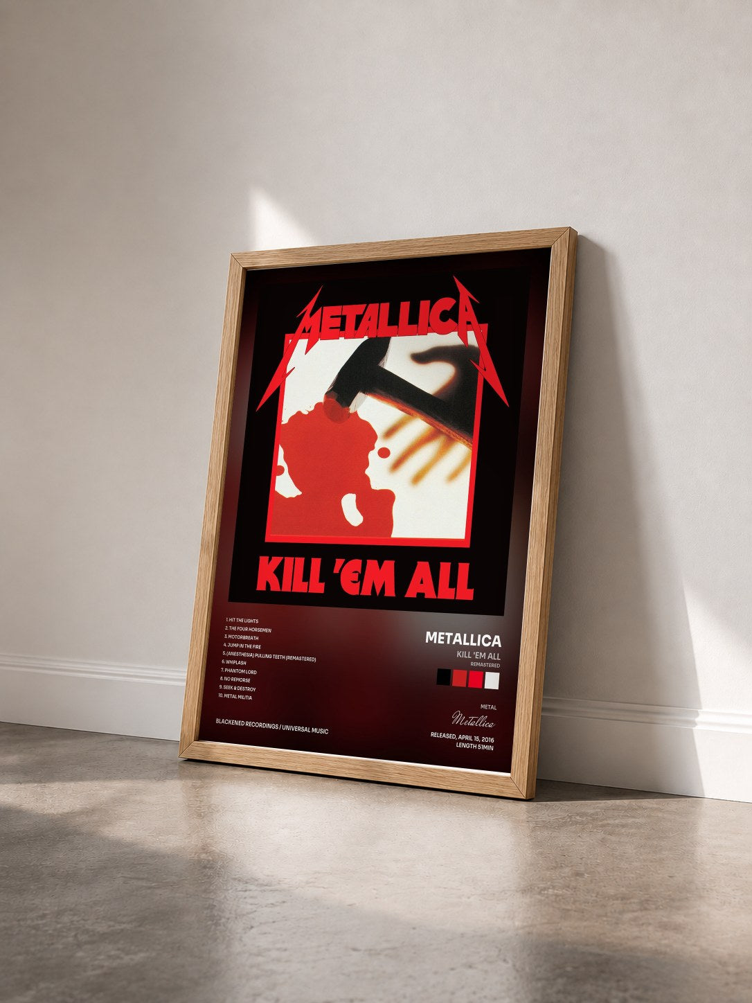 #bois Tableau de l'album Kill 'Em All (Remastered) de Metallica vu de trois quarts, cadre en bois brut