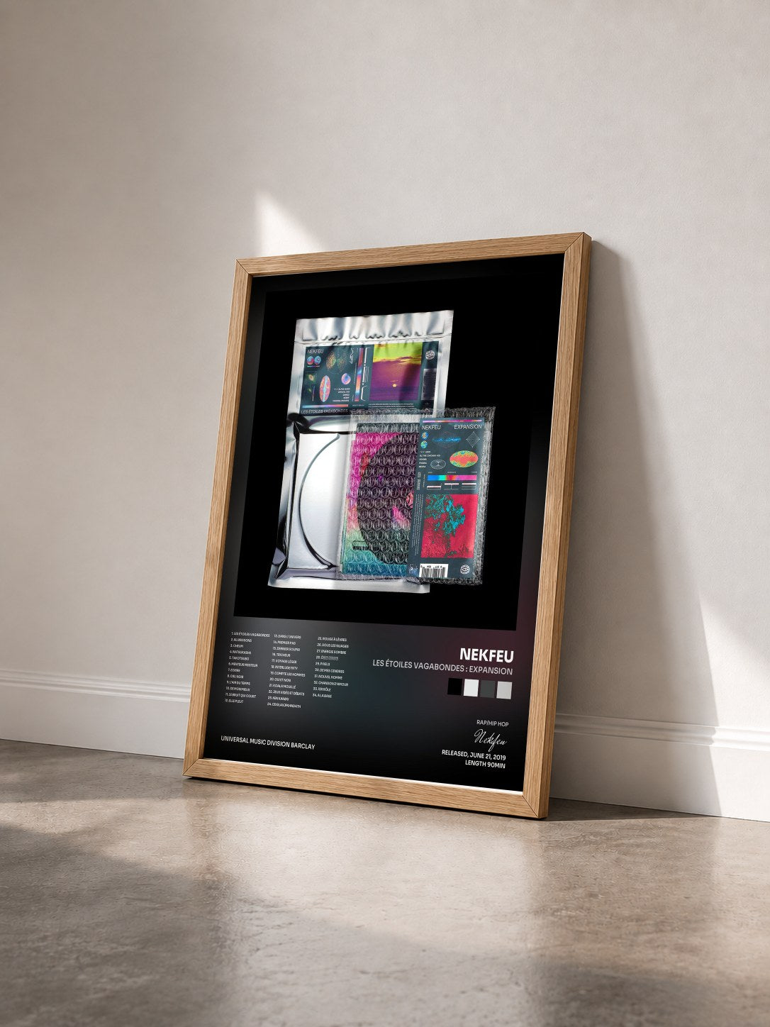 #bois Tableau de l'album Les étoiles vagabondes : expansion de Nekfeu vu de trois quarts, cadre en bois brut